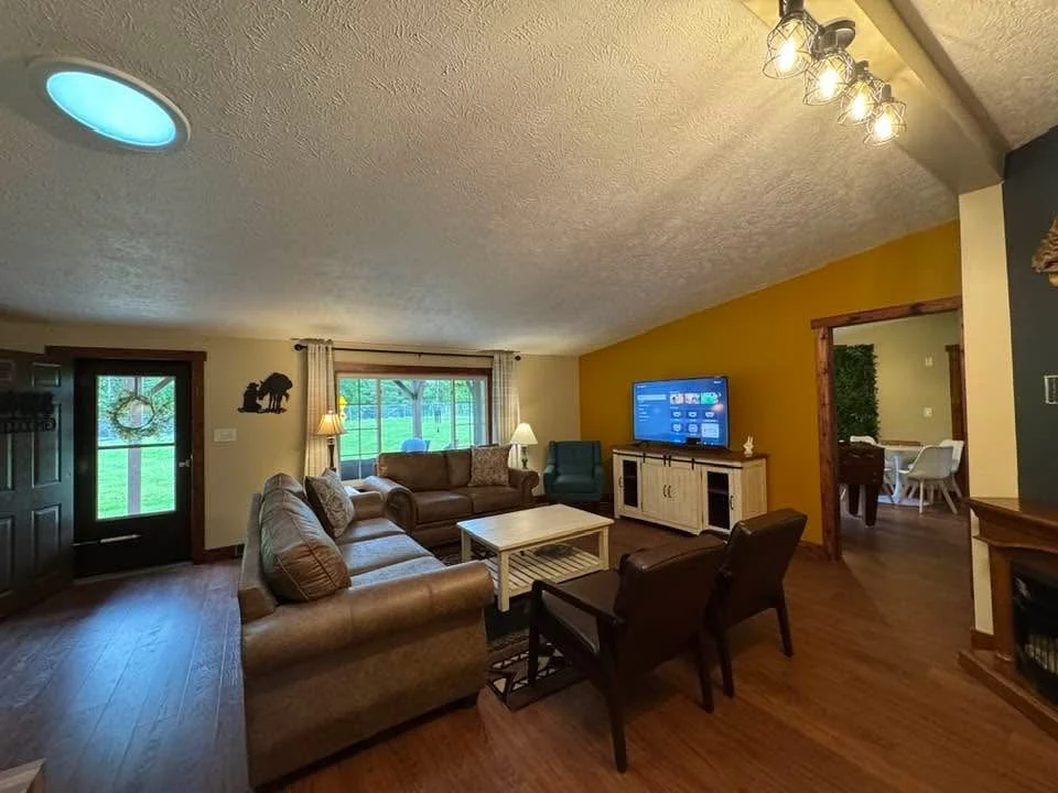 Trails Edge Cabin living area near Palmerosa Campground in Hocking Hills, Ohio